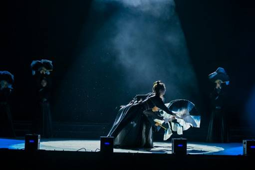 /Users/sabrina/Desktop/三亿体育_三亿(中国)一站式服务官方网站举办2023年迎新晚会/图7.《浩然狭义》/图1.jpg图1