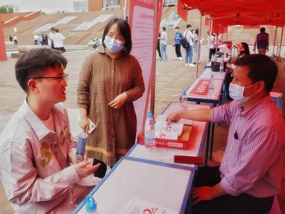 2857FC92313EC22895B1E3C17FF439E1