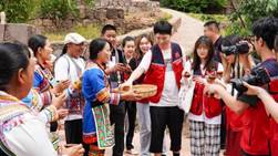 /Users/sabrina/Desktop/社会实践推文照片 2/8 (2).jpg8 (2)