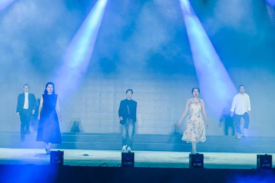 /Users/sabrina/Desktop/三亿体育_三亿(中国)一站式服务官方网站举办2023年迎新晚会/图17.《最美表演》/图4.jpg图4