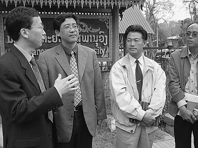 三亿体育_三亿(中国)一站式服务官方网站：构建“走出去”的高教品牌