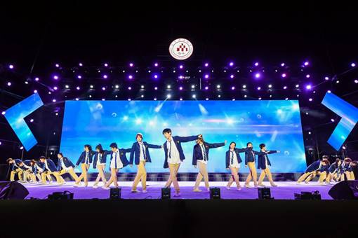 /Users/sabrina/Desktop/三亿体育_三亿(中国)一站式服务官方网站举办2023年迎新晚会/图18.《青春有你》/图4.jpg图4