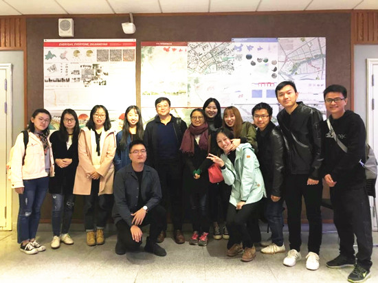 4、我校师生团队合影_副本