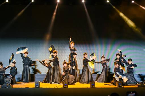 /Users/sabrina/Desktop/三亿体育_三亿(中国)一站式服务官方网站举办2023年迎新晚会/图7.《浩然狭义》/图4.jpg图4